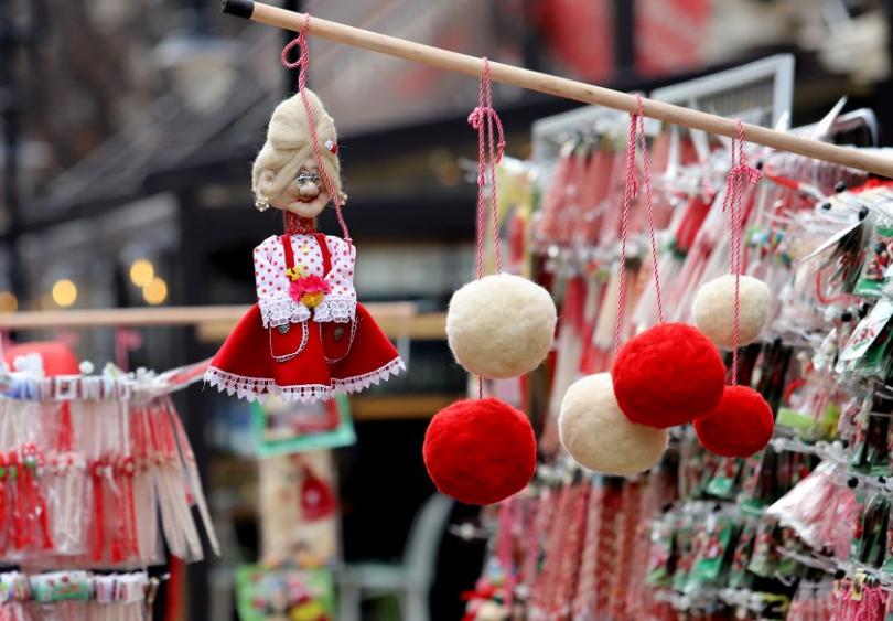 bulgarias tradition baba marta martenitsa march 1st