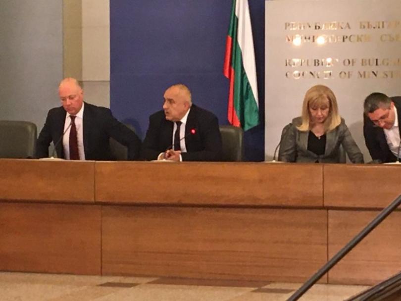 PM Borissov, ministers met carriers over demands for the toll system