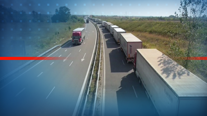 Bulgaria suspends entry and transit of lorries travelling to Turkey