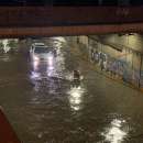 снимка 3 Powerful thunder storm in Sofia flooded streets and caused traffic disruptions