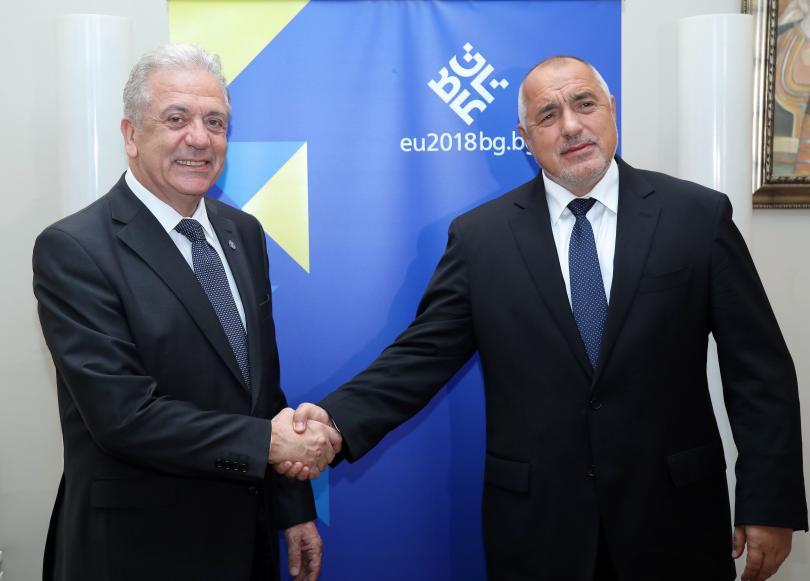 Prime Minister Borissov met with EU Commissioner for Migration Avramopoulos