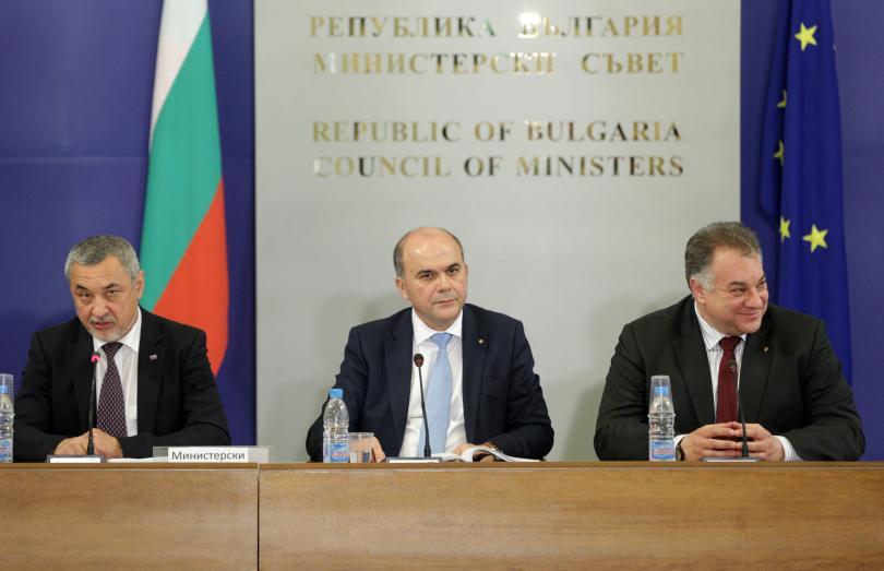 bulgarias government makes first steps towards increase minimum pension