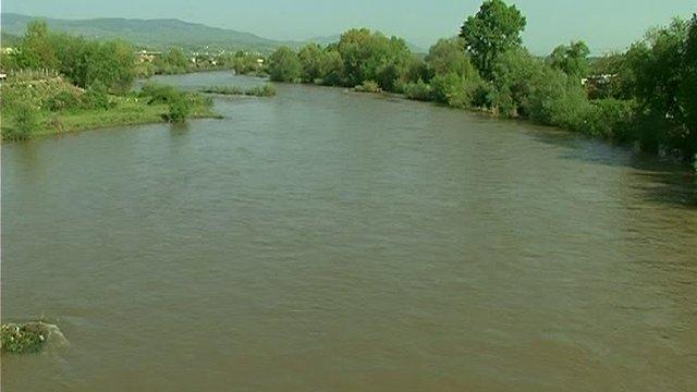 Повишени нива на реките в Югозападна България след проливните дъждове