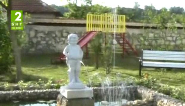 Откриват фонтан с пикаещото момченце за Деня на Европа в русенския квартал Долапите