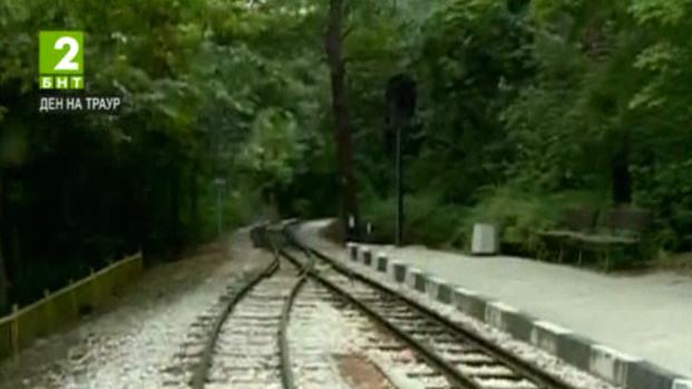 Състезание с гумени патета по Марица събира средства за детската железница