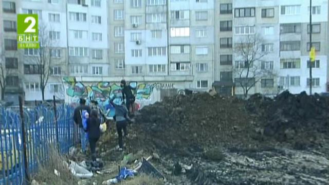 Стена от пръст препречва нерегламентирано сметище в София