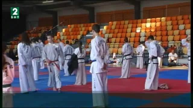 Националите по таекуон-до ITF подновиха тренировки в Благоевград