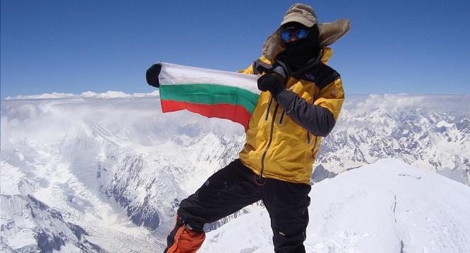 БНТ излъчва филм за алпиниста Боян Петров