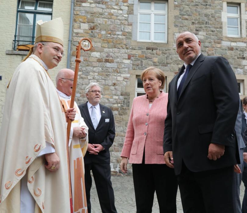 bulgaria’s prime minister attended pontifical service cathedral aachen