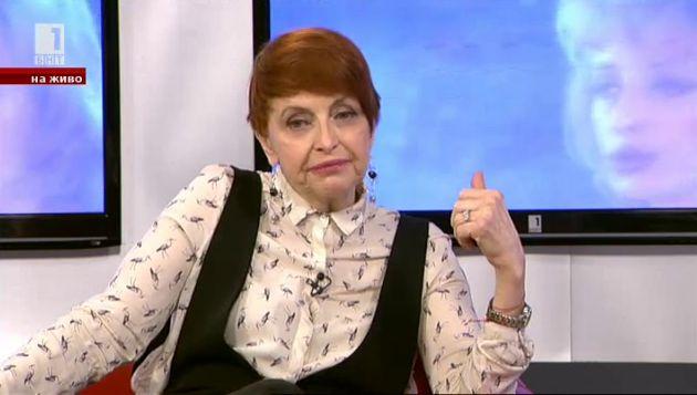 Kameliya Todorova Podgotvya Noshi V Byal Saten Blgarska Nacionalna Televiziya
