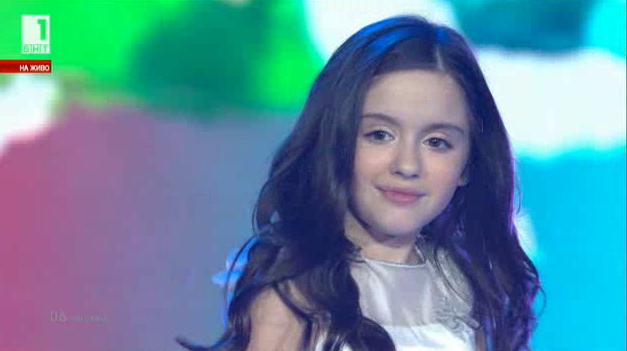 Лидия Ганева изпълни блестящо песента Вълшебен ден на сцената на Детската Евровизия