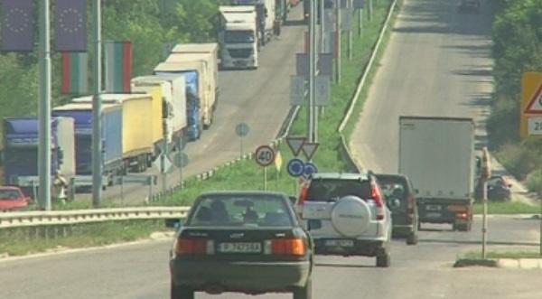 traffic flow danube bridge back normal