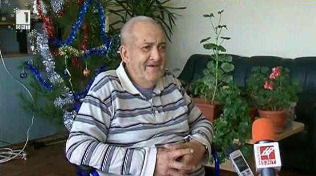 75-годишен мъж дари всичките си спестявания на дом за възрастни