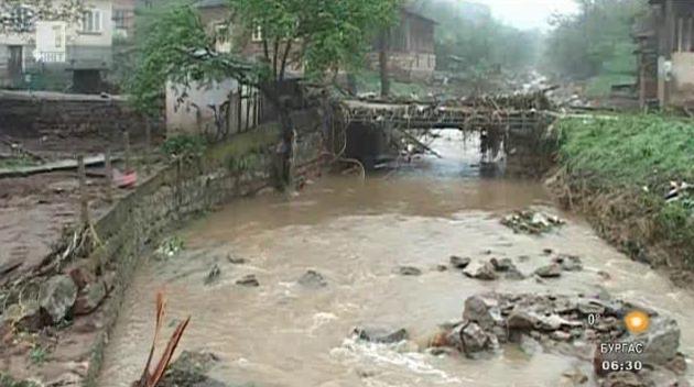 Жителите на с. Плешивец притеснени да не ги сполети ново наводнение