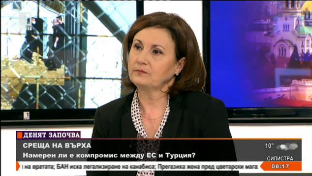 Румяна Бъчварова: Най-добрият вариант за България е бежанският поток да бъде ограничен