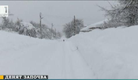 Как хората в Златарица се борят със снега?