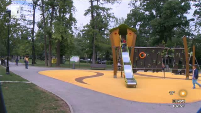 Опасни ли са детските площадки?