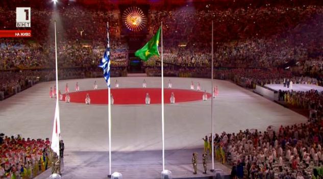 Японският химн, изпълнен от Космически гласове при закриването на Олимпиадата в Рио