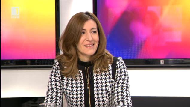 С какво ще спечелим нови туристи – разговор с министър Николина Ангелкова