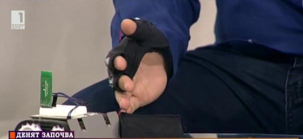 Българска магическа ръкавица печели състезание на НАСА