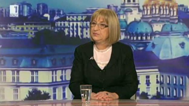  Цецка Цачева: ГЕРБ подкрепя президента за референдум за изборите