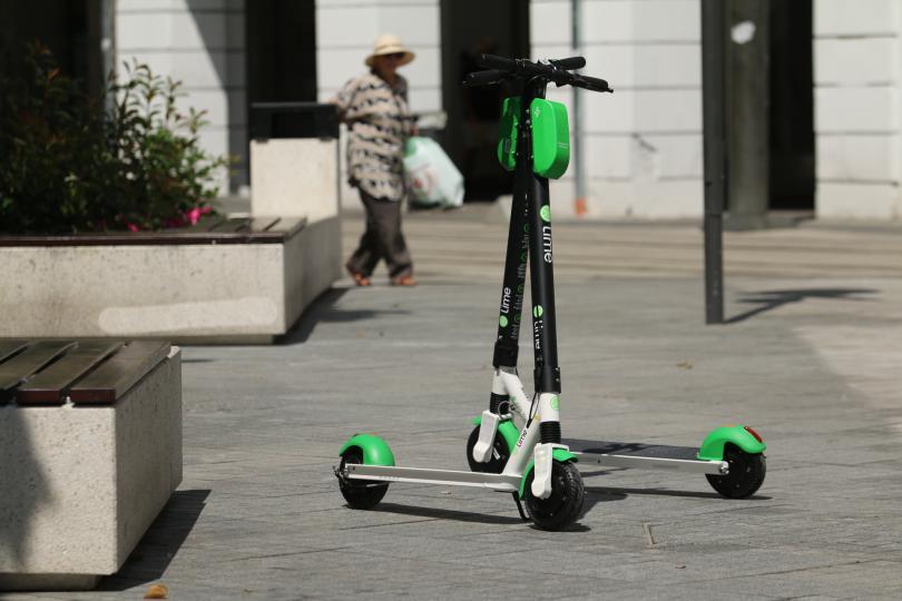 Traffic police starts imposing fines on riders of electric scooters