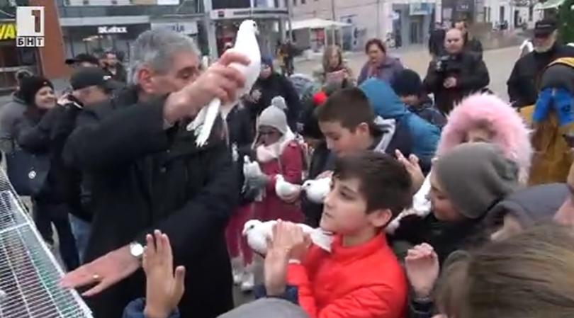 Pigeon Release Marks the Start of Bulgaria’s EU Presidency in Bourgas