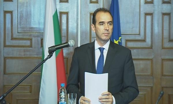 governor bulgarian national bank ready resign