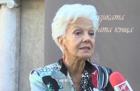 bulgarian diva celebrates her 80th birthday