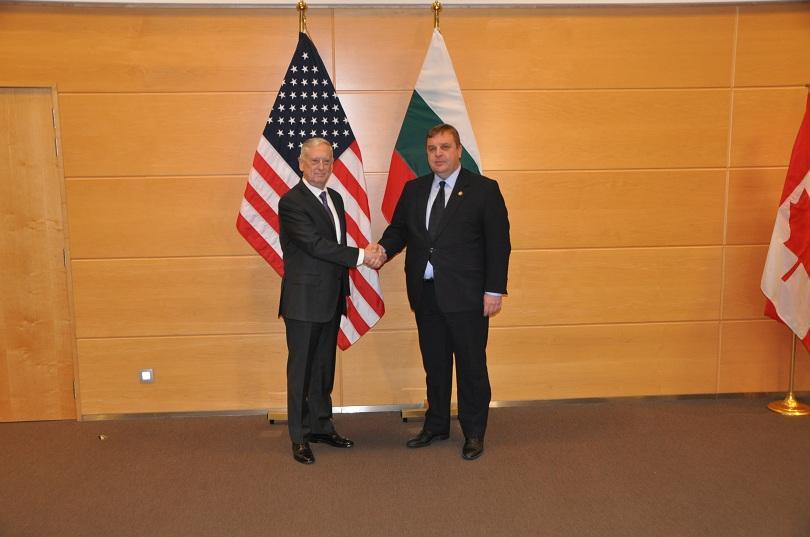 Bulgarian Defence Minister Karakachanov Met US Defence Secretary Mattis