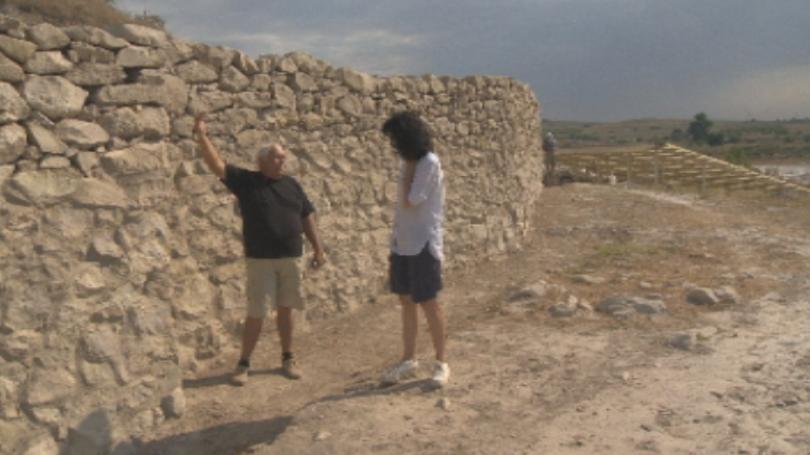 archaelogists uncover oldest fortress wall world near bulgarias provadia