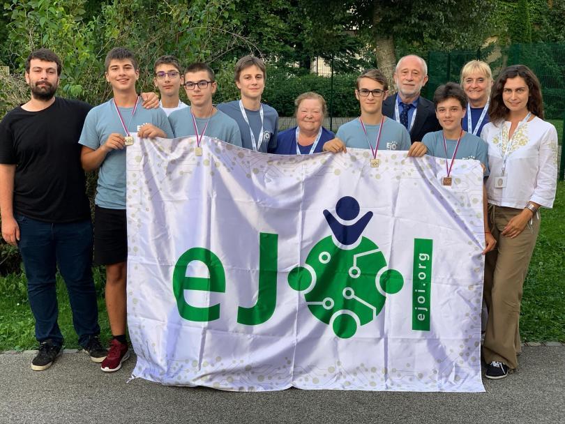 Bulgarias team wins 4 medals at European Youth IT Olympics
