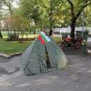 снимка 1 Permanent protest: nurses put up a tent outside Parliament