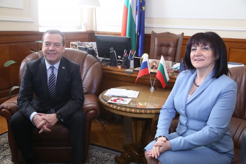 russia’s medvedev met bulagria’s parliament speaker karayancheva