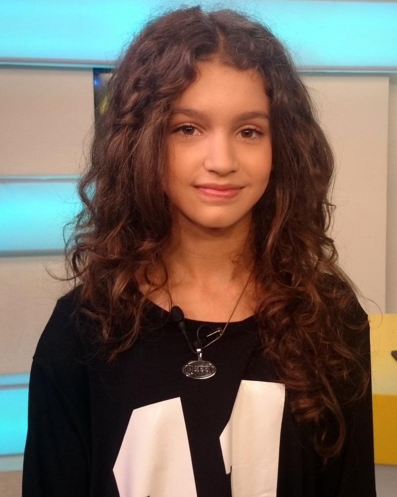 12-годишна танцьорка е водещата на „Надиграй ме“ по БНТ 2