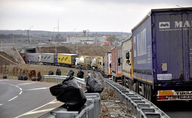 more than long queue lorries kapitan andreevo border crossing