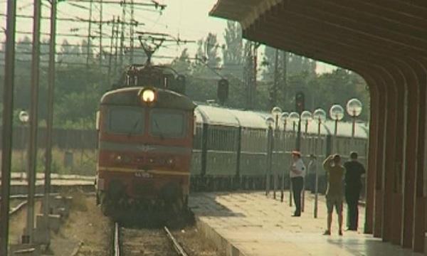 orient express train makes stop varna