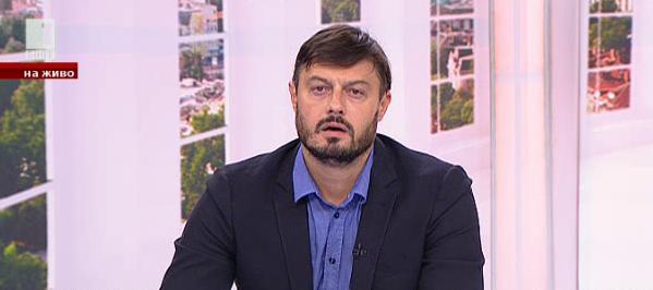Николай Бареков: Нужна е световна коалиция и сухопътна операция срещу ИД