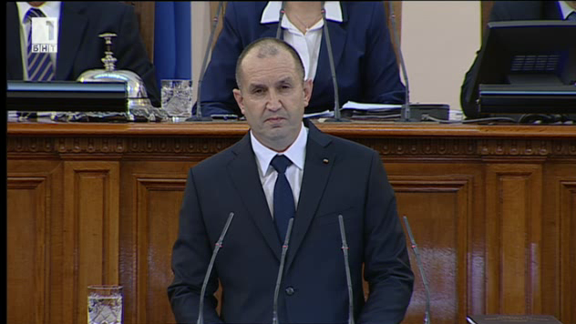 new bulgarian president takes oath office first address