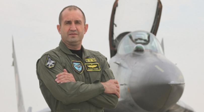 former air force chief general roumen radev bsp’s presidential candidate