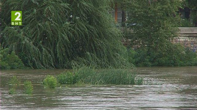 monitoring water levels thracian lowlands reduce risk floods