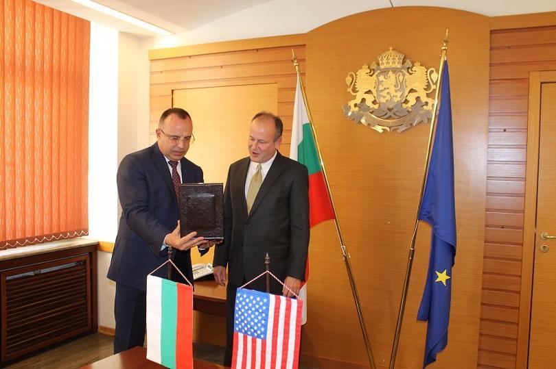 minister agriculture met ambassador bulgaria