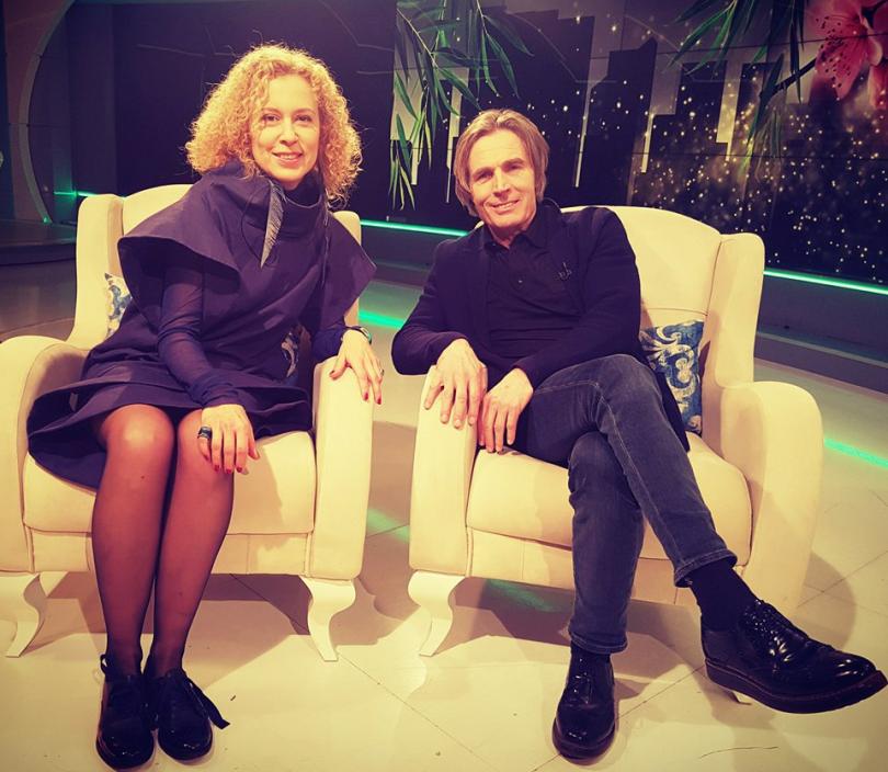 Актьорското семейство Силвия Лулчева и Васил Бинев гостува в „Извън играта“