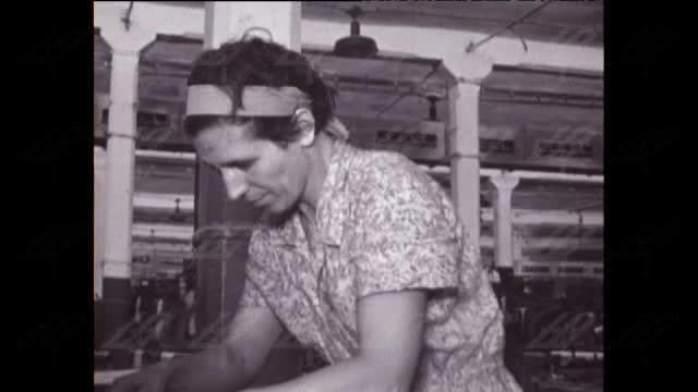 Найда  Манчева – тъкачката многомашинничка, 1964 година
