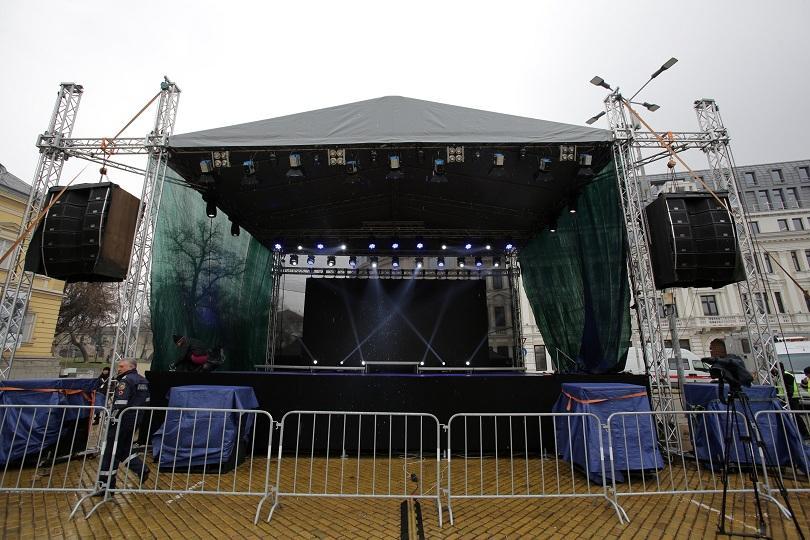 Stage for new year concert in Sofia is ready
