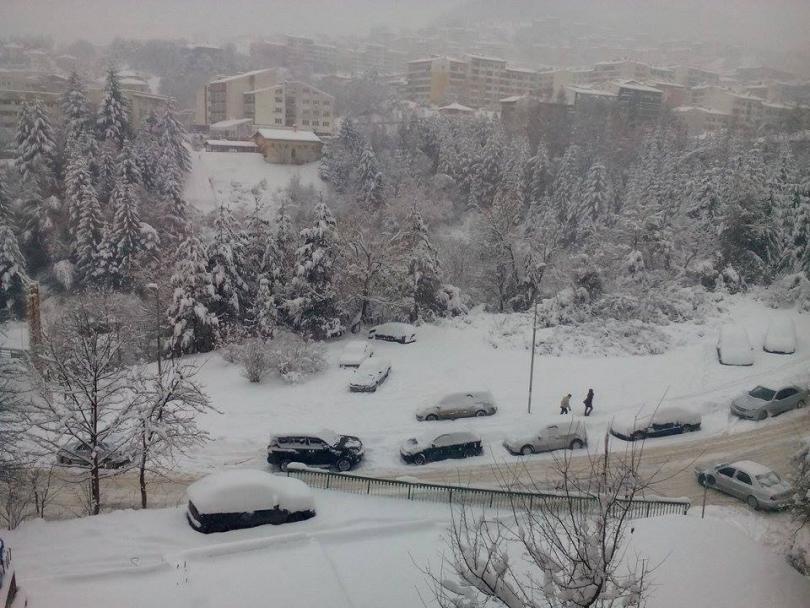 Bulgaria issues weather alert over snow for April 1