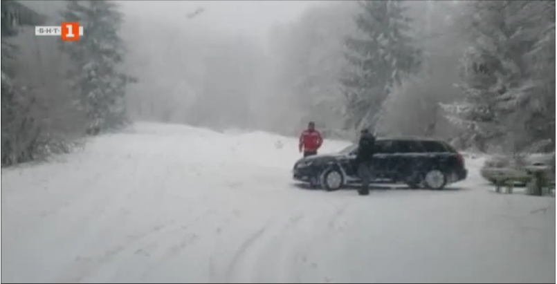 people rescued snow trap shipka buzludzha road