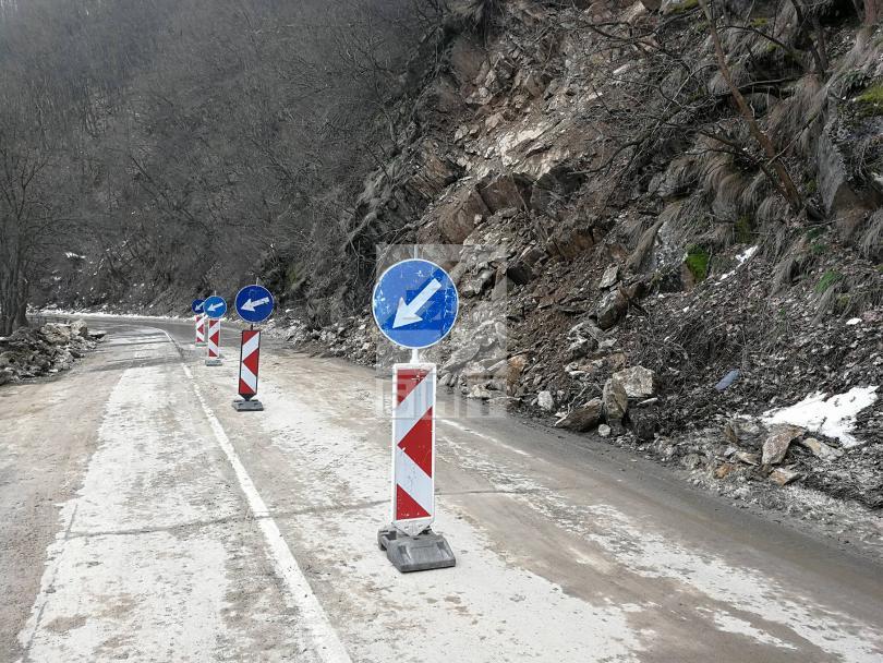 traffic sofia samokov road restored