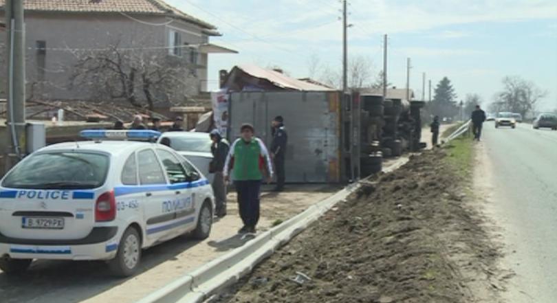 tir lorry overturned next house one injured