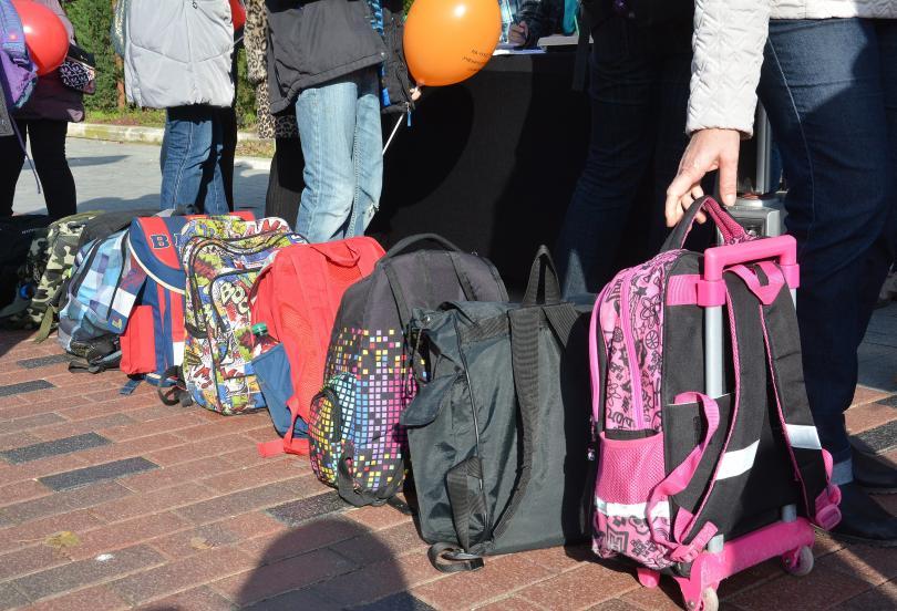 Ministry of Education Announced Measures to Reduce Weight of Schoolbags